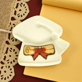 GESSETTI TOCCO LAUREA CON APPLICAZIONE PERGAMENA IN LEGNO CONFETTATE ECONOMICHE