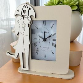 OROLOGIO SVEGLIA CON INNAMORATI SOTTO OMBRELLO CON CUORI BOMBONIERA ORIGINALE