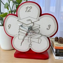 OROLOGIO FIORE CON SIMBOLI DI LAUREA BOMBONIERA UNICA E ORIGINALE