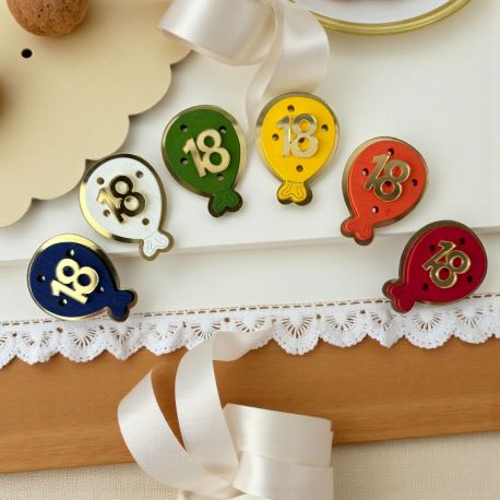 CALAMITE PALLONCINO NUMERO 18 PER BOMBONIERE DICIOTTESIMO COMPLEANNO