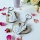 PORTACHIAVI CON CUORI E SPOSI BOMBONIERE PER MATRIMONIO