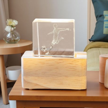 CUBO LUMINOSO CON CALCIATORE BOMBONIERA ORIGINALI PER COMPLEANNO E CRESIMA