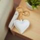 PORTACHIAVE A FORMA DI CUORE BIANCO BOMBONIERE 40 ANNI E COMPLEANNI ORIGINALI