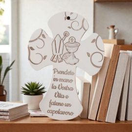 CROCIFISSO MODERNO DA PARETE PER BOMBONIERE COMUNIONE E CRESIMA