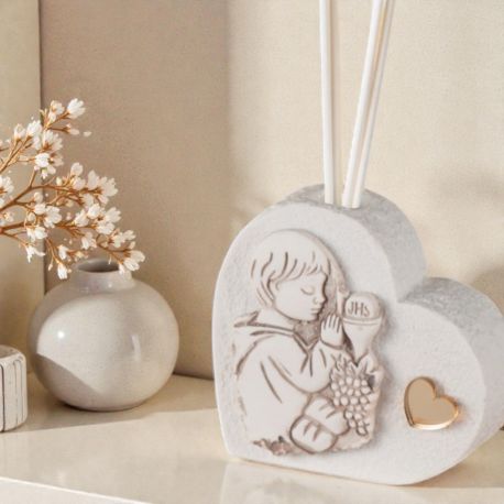 DIFFUSORE A FORMA DI CUORE CON BAMBINO IN PREGHIERA COMUNIONE