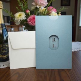 INVITO CELESTE POLVERE E PET OPACO CON SCRITTE ORO NOZZE ORIGINALE