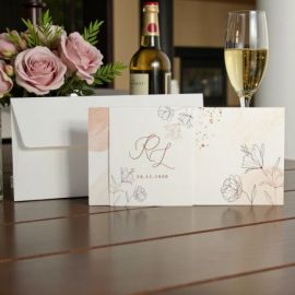 PARTECIPAZIONI PERSONALIZZATE PER SPOSI CON FASCIA, FIORI E INIZIALI