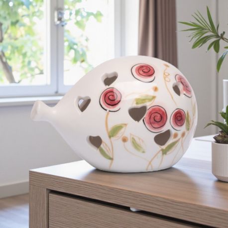 LAMPADA LED PALLONCINO TRAFORATA CON CUORI E FIORI ROSA PER BATTESIMO