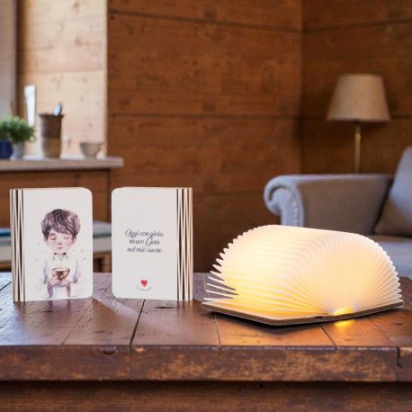 LIBRO LUMINOSO PER PRIMA COMUNIONE CON BAMBINO E CALICE E FRASE BOMBONIERE SOLIDALI