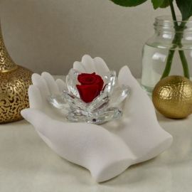 MANI UNITE CON FIORE SWAROVSKY E ROSA ROSSA BOMBONIERA NOZZE