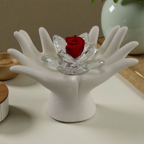 BOMBONIERA MANI UNITE CON FIORE IN SWAROVSKY E ROSA ROSSA PER MATRIMONIO