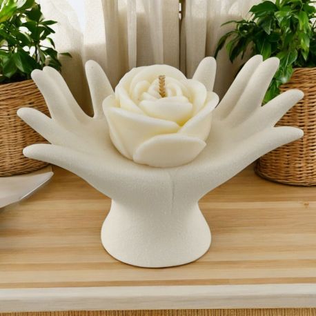 MANI UNITE CON CANDELA A FORMA DI ROSA: BOMBONIERA UNICA PER MATRIMONI