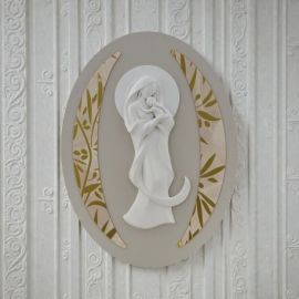 BOMBONIERA PANNELLO OVALE VERTICALE CON RAFFIGURAZIONE MATERNITÀ