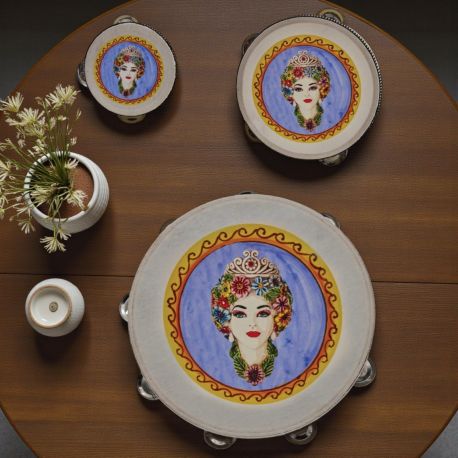 BOMBONIERA TAMBURELLO CON TESTA DI MORO DONNA: UNICITÀ SICILIANA PER OGNI OCCASIONE