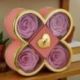 SCATOLA ROSA QUADRIFOGLIO CON ROSE STABILIZZATE PER SAN VALENTINO