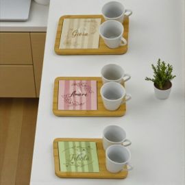 SET 2 TAZZINE PER IL CAFFÈ CON VASSOIO IN LEGNO: BOMBONIERA IDEALE PER MATRIMONI E ANNIVERSARI