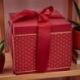 SCATOLA QUADRATA ROSSA CON STRASS E FIOCCO: IDEALE PER OGNI OCCASIONE!