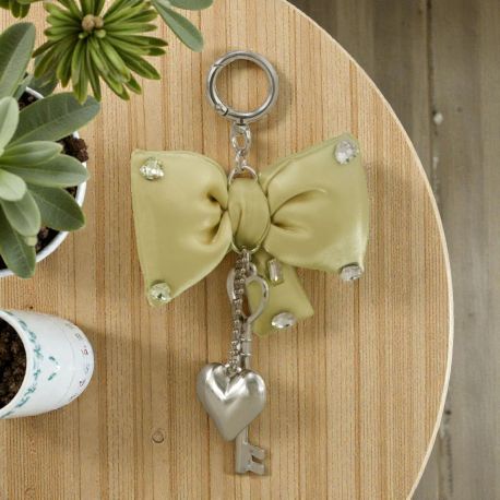 CIONDOLO A FORMA DI FIOCCO VERDE CON STRASS: BOMBONIERA ORIGINALI PER EVENTI