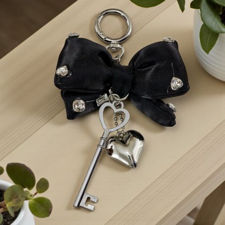 CIONDOLO A FORMA DI FIOCCO NERO CON STRASS: BOMBONIERA PER COMPLEANNO UNICA