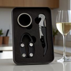 SET VINO DA 3 PEZZI IN SCATOLA DI LATTA PER BOMBONIERE E REGALI SPECIALI