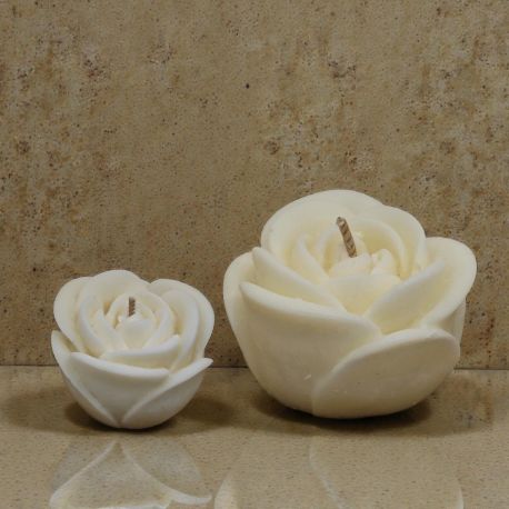 CANDELE PROFUMATA A FORMA DI ROSA APERTA: LA BOMBONIERA IDEALE PER OGNI OCCASIONE