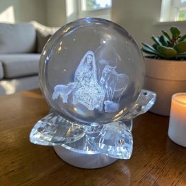 BOMBONIERA SFERA LED CON SACRA FAMIGLIA IDEE ORIGINALI PER EVENTI SACRI