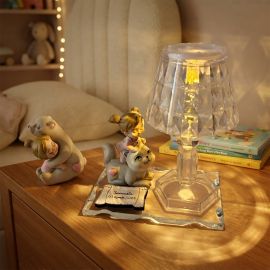 LUMETTO BOMBONIERA BIMBA CON STATUINA E BASE IN VETRO PER BATTESIMO PERSONALIZZABILE