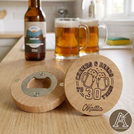 APRIBOTTIGLIE MAGNETICO CON BOCALI BIRRA PER I 30 ANNI DI FESTA