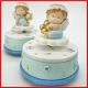 ANGIOLETTO CARILLON IN RESINA AZZURRO PER BAMBINO BATTESIMO