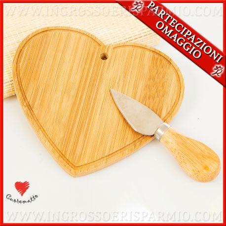 TAGLIERE CUORE + COLTELLO FORMAGGIO UTILE E SOLIDALE NOZZE