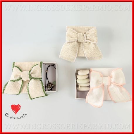 SCATOLA PER CONFETTI + BRACCIALETTI ASSORTITI CUOREMATTO