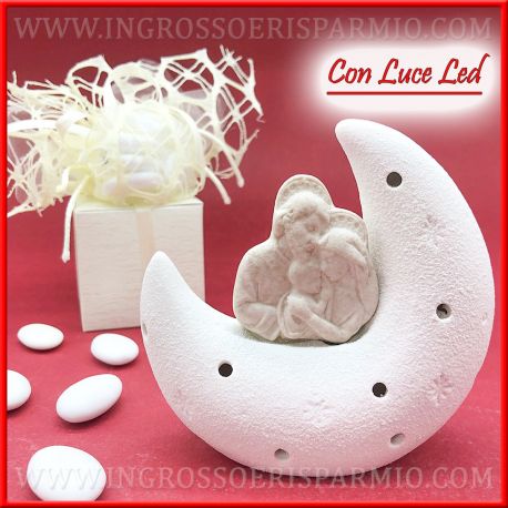 SACRA FAMIGLIA SU LUNA CON LUCE LED IDEE SACRE BATTESIMO BOMBONIERE ORIGINALI ONLINE